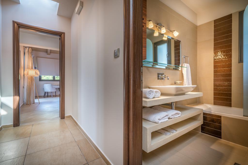 Merovigli Villa Tragaki Esterno foto