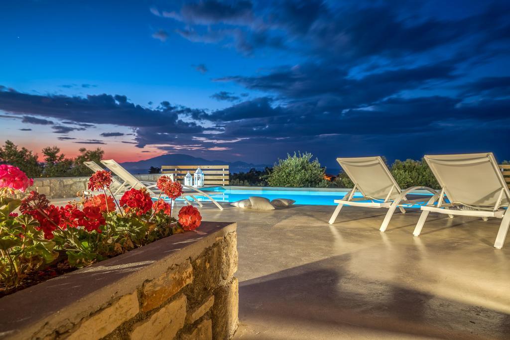 Merovigli Villa Tragaki Esterno foto